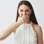 Mau hálito pode ser do estômago