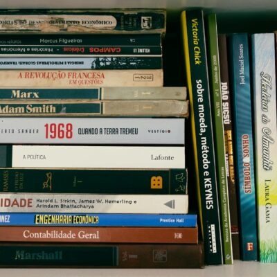 Da Antiguidade à Modernidade: Curiosidades Fascinantes sobre a História do Batom que Você Precisa Conhecer — curiosidades sob