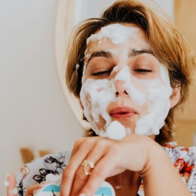 Espuma de Limpeza Facial para Pele Oleosa e Mista: O Guia Definitivo para uma Pele Equilibrada — espuma de limpeza facial par