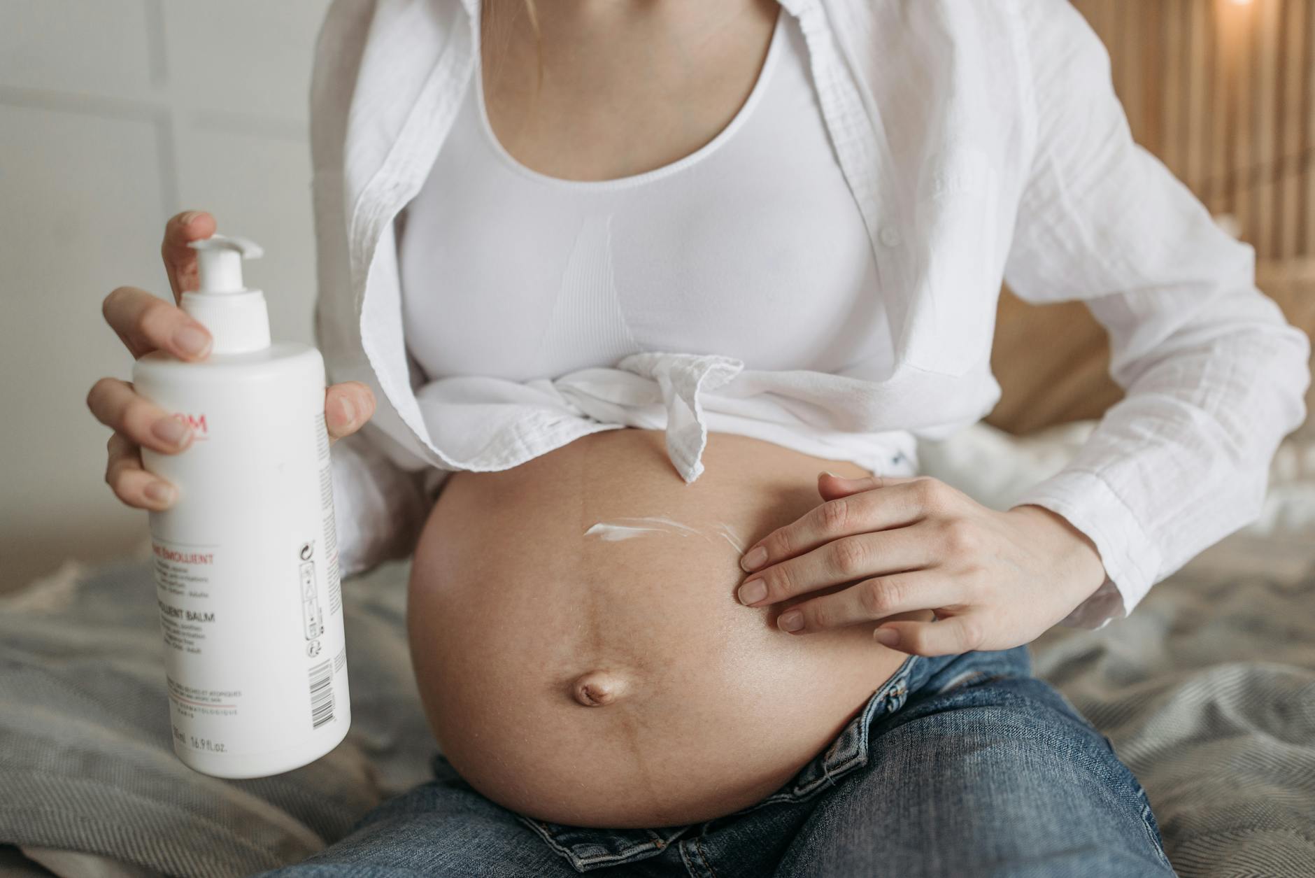 Hidratação Essencial na Gravidez: O Guia Definitivo para Fazer Corretamente e Proteger Mãe e Bebê — hidratação do corpo na gr