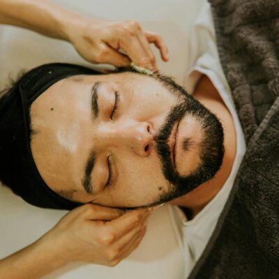 Massagem Facial Drena: O Guia Definitivo para um Rosto Livre de Inchaço e Cheio de Vitalidade — massagem facial para diminuir