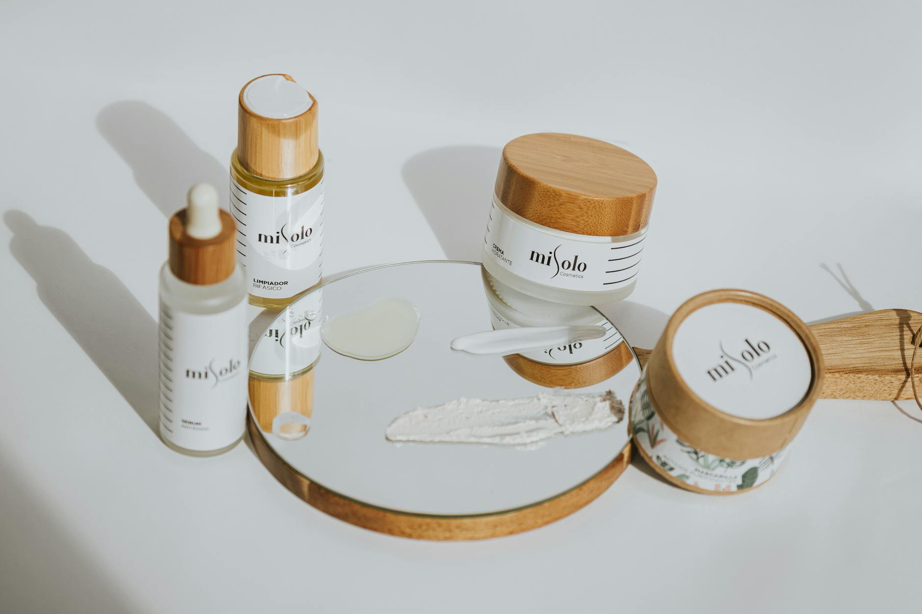 Rotina de Skincare Minimalista: Menos Produtos, Máxima Eficácia para Sua Pele — rotina de skincare minimalista com poucos pro